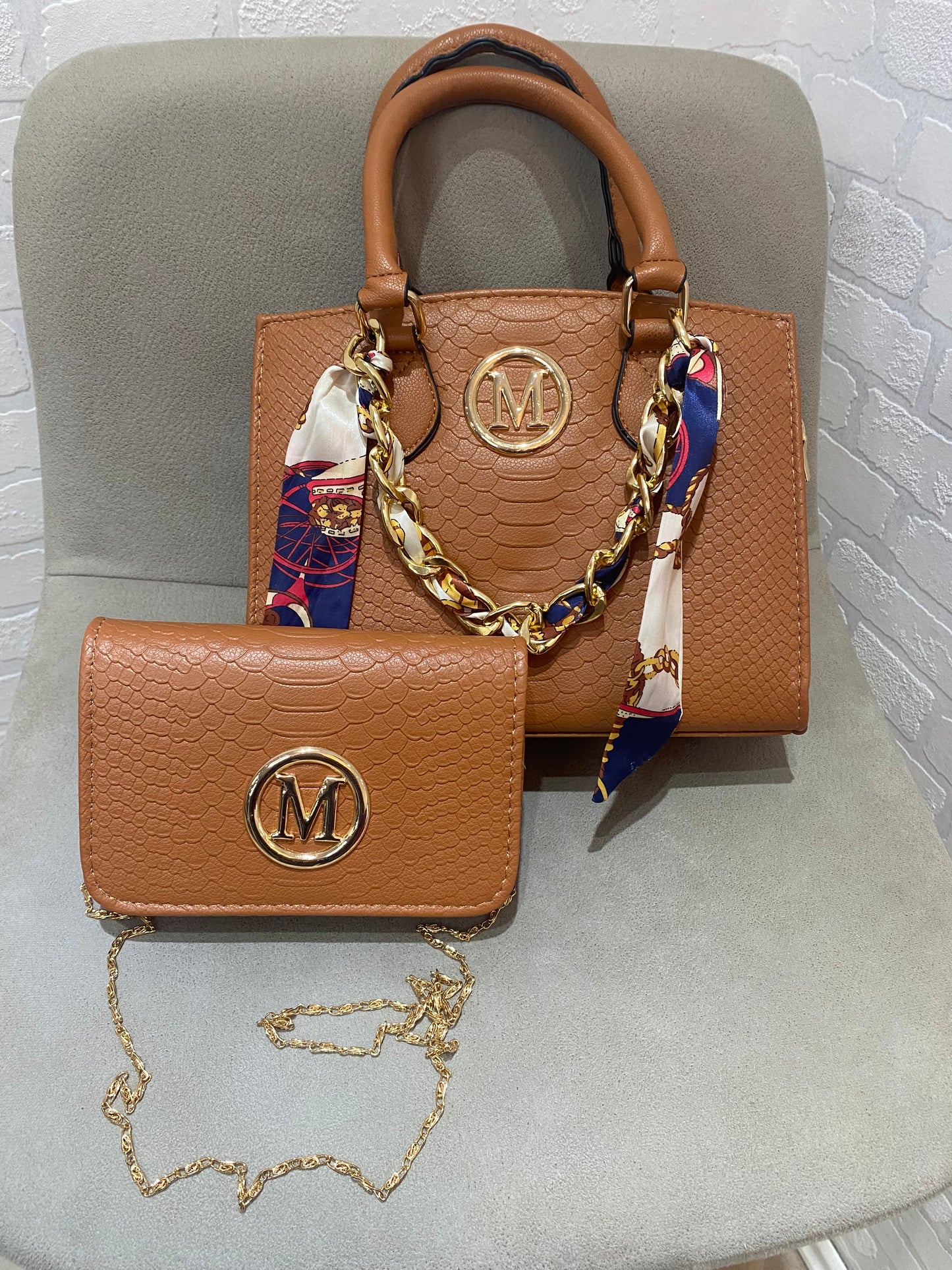 Handtasche - mit passendem Portemonnaie