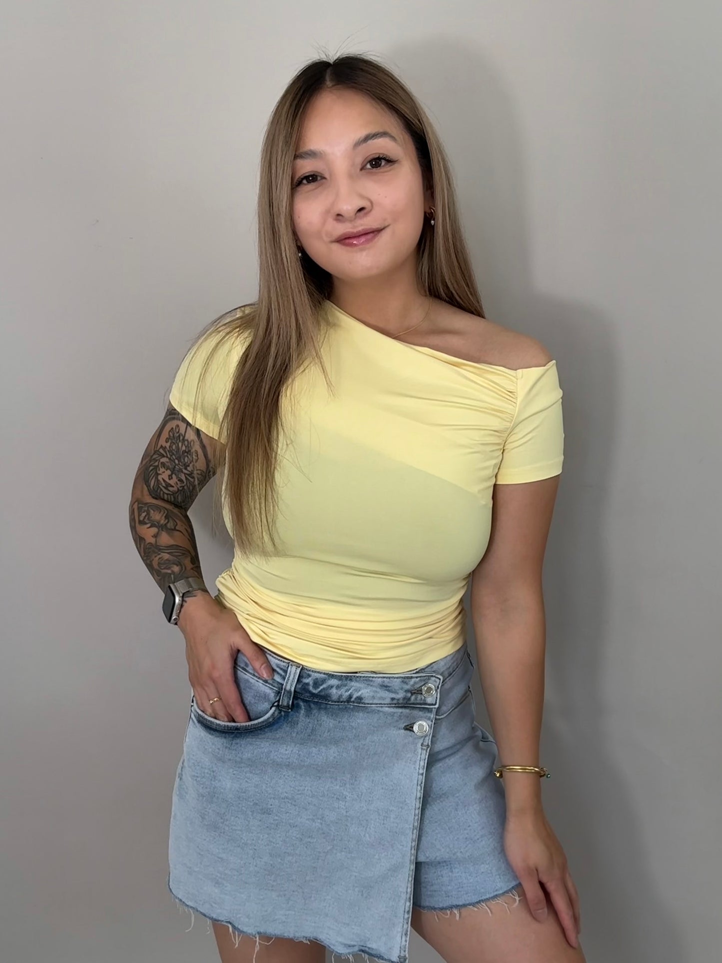 T-Shirt - Asymmetrie Yellow