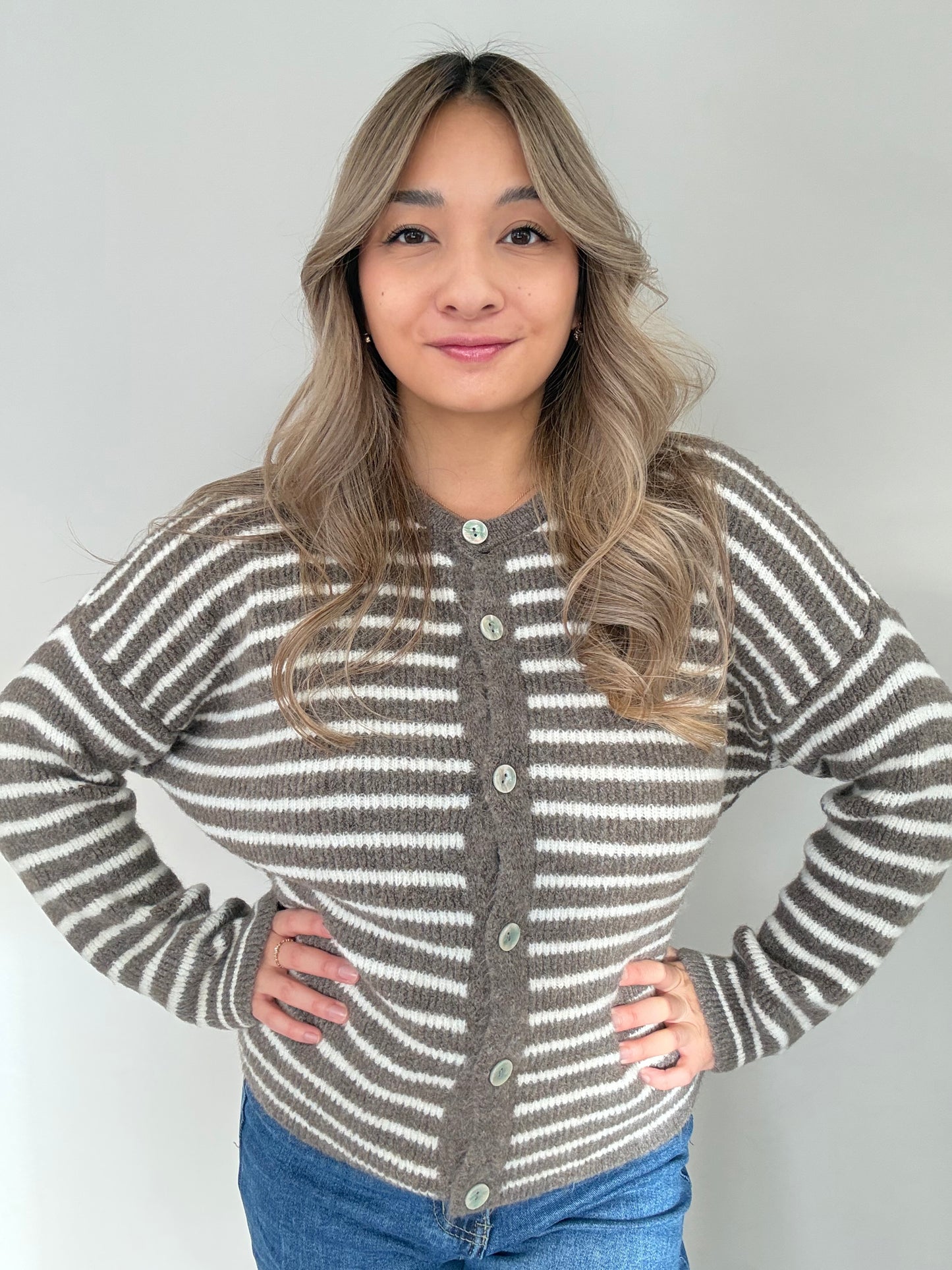 Gestreiftes Cardigan - braun/ beige