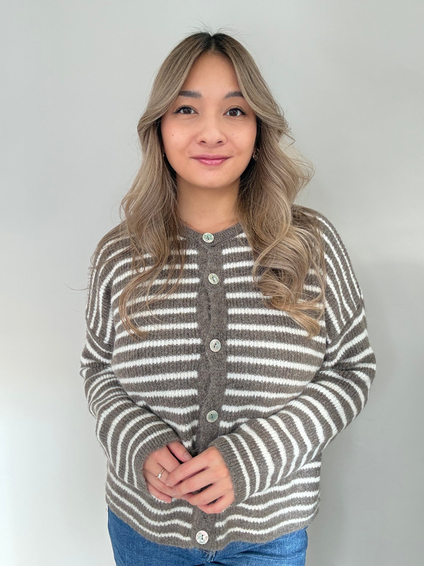 Gestreiftes Cardigan - braun/ beige